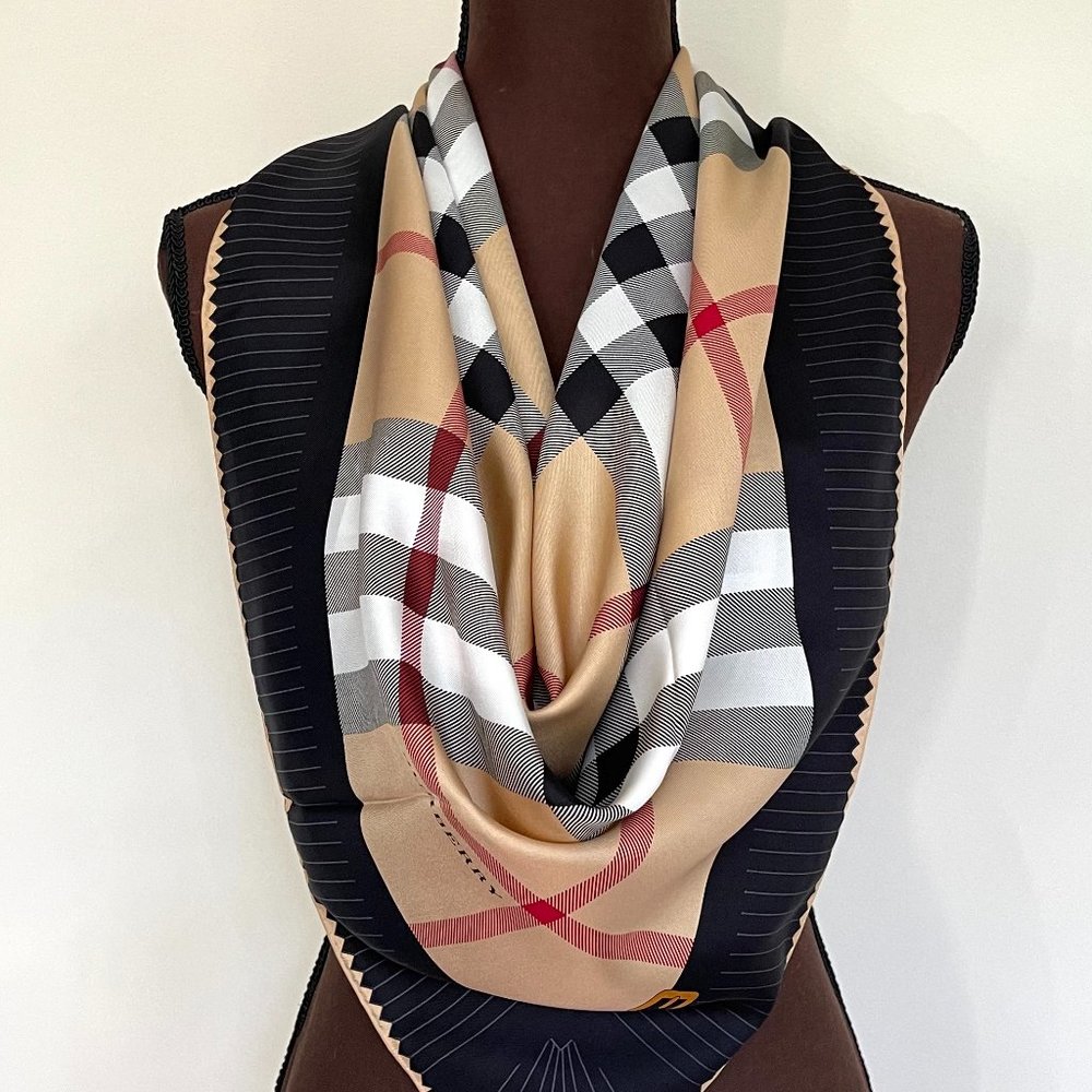 NWT Burberry Scarf House Check Beige Black Border Silk Scarf Wrap - Picture 5 of 16